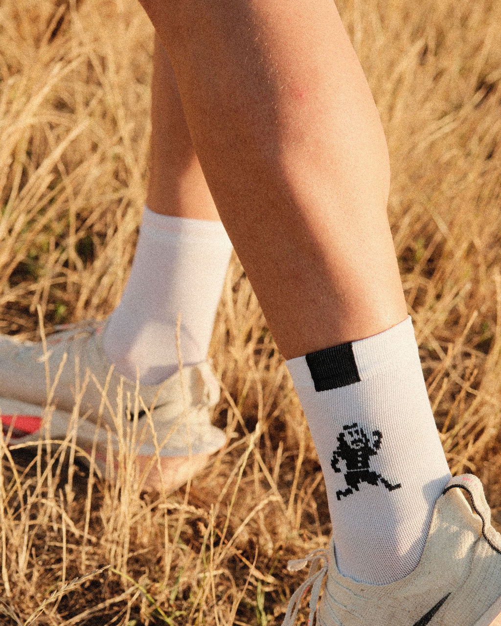CHAUSSETTES FINES ET LYRIQUES